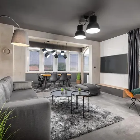 Luxury Elit Apartment, Private Free Parking *