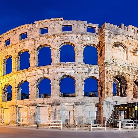 Luxury Elit Πούλα