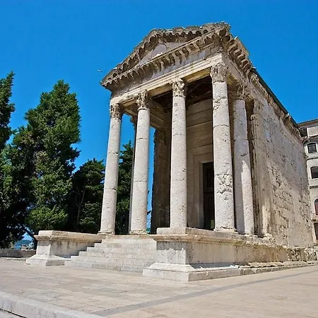 Luxury Elit * Pula